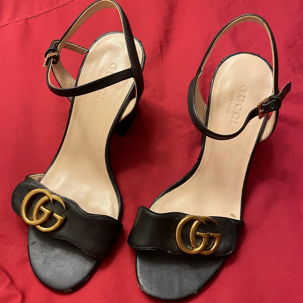 Gucci interlocking GG pumps